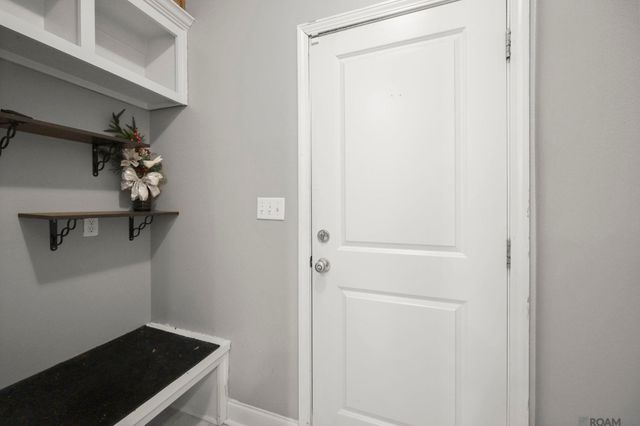 10836 Field Pointe Dr, Denham Springs, LA 70726