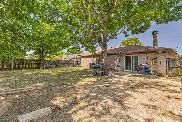 3423 Hickory Hill Drive, Arlington, TX 76014