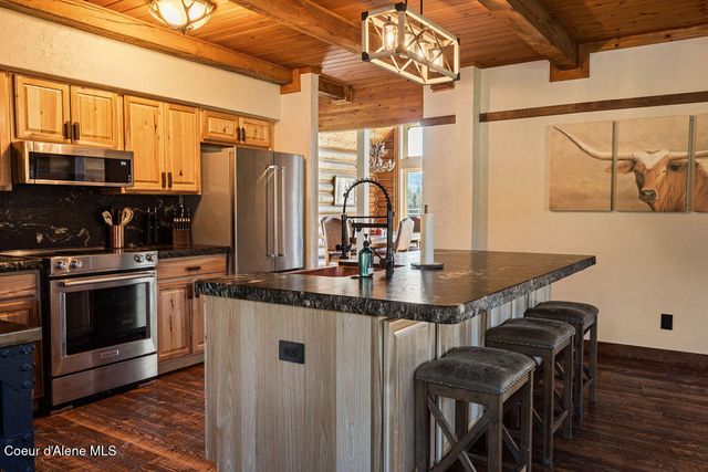 3702 S Puma Dr, Coeur D'alene, ID 83814