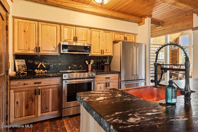 3702 S Puma Dr, Coeur D'alene, ID 83814