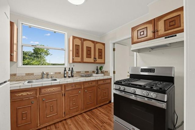 310 N Eldorado Street, San Mateo, CA 94401
