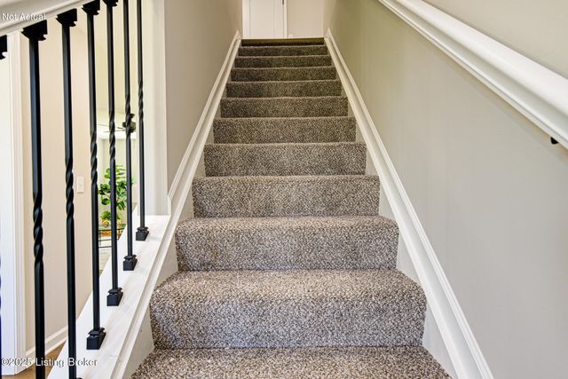 7300 Jacks Landing, Louisville, KY 40291