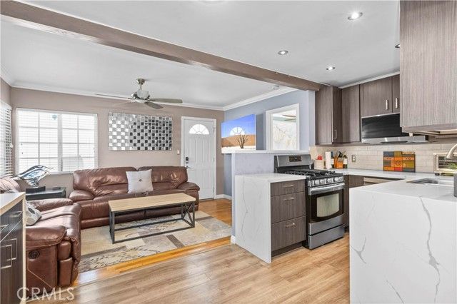 2748 30th, San Diego, CA 92104