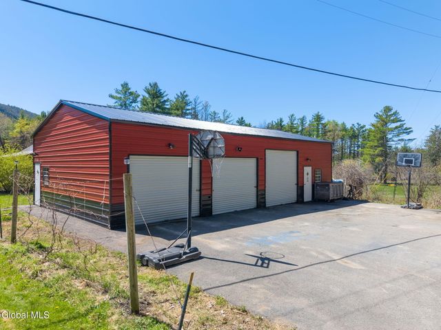 68 Cold Springs Road, Grafton, NY 12180