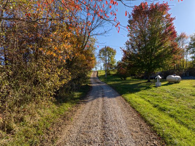 10590 Watson Road, Heath, OH 43056