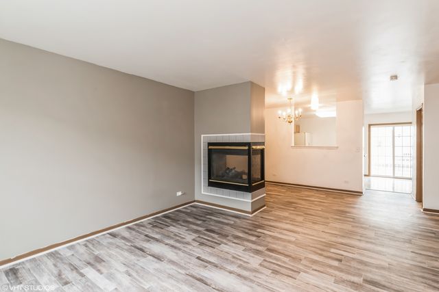 274 Holiday Lane, Hainesville, IL 60073