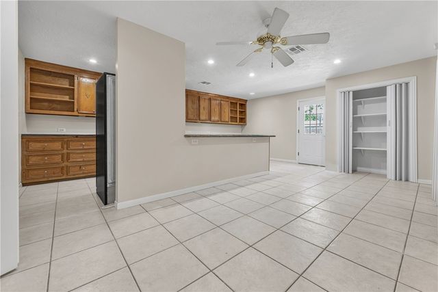 2201 Barak Lane, Bryan, TX 77802