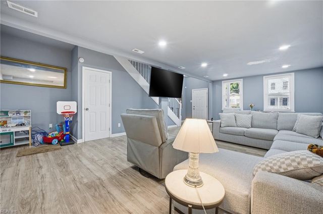 1038 24th ST, Newport News, VA 23607