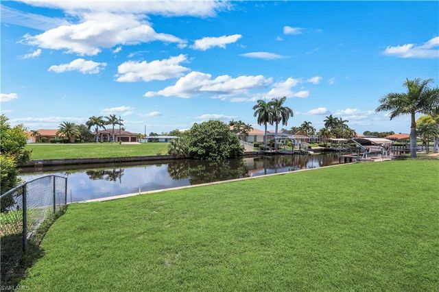 2526 SE 19th PL, Cape Coral, FL 33904