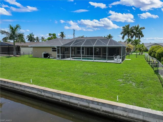 2526 SE 19th PL, Cape Coral, FL 33904