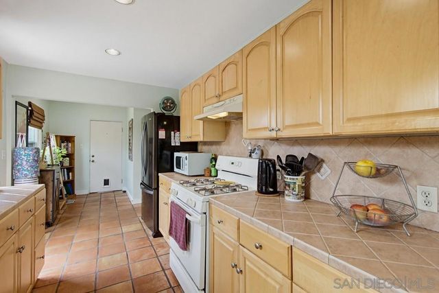3580 Redwood St, San Diego, CA 92104