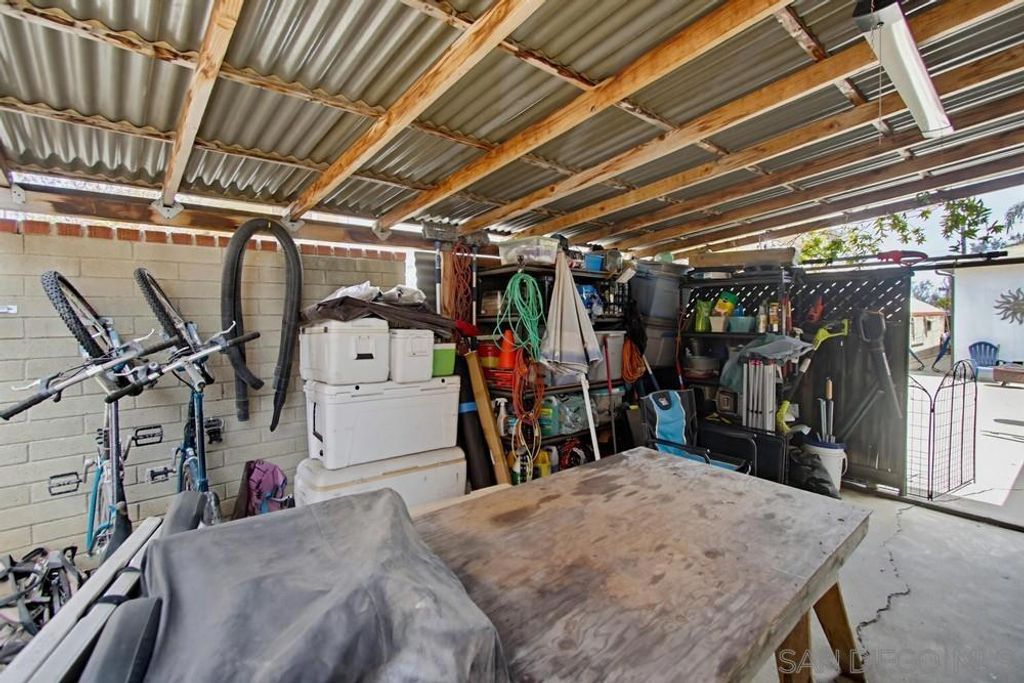 Image 41 of property listing at 3580 Redwood St, San Diego, CA 92104