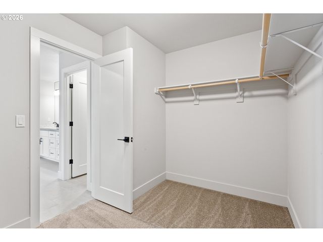 8568 Se ORION Ln, Hillsboro, OR 97123