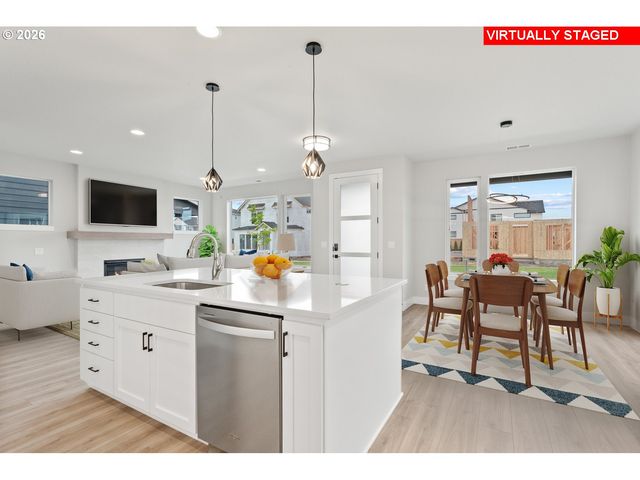 8568 Se ORION Ln, Hillsboro, OR 97123