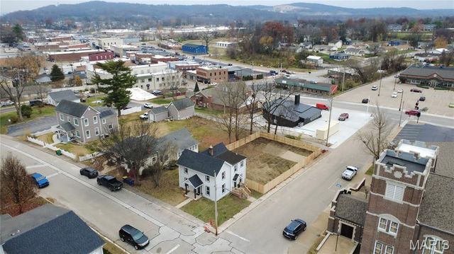 328 N 2nd Street, Festus, MO 63028