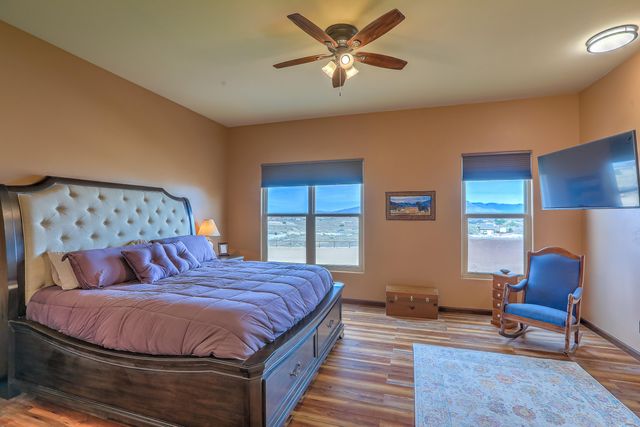 714 10th Street NE, Rio Rancho, NM 87124