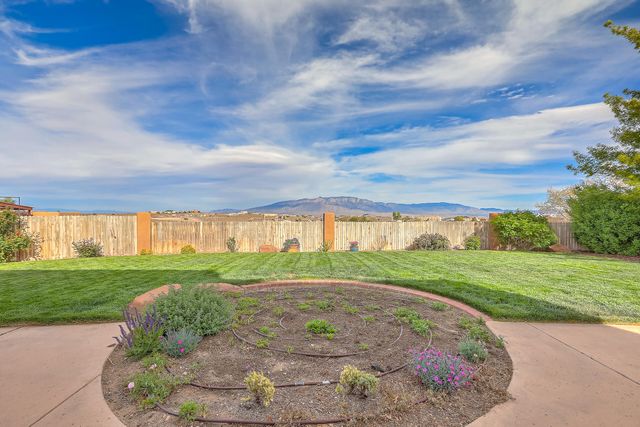 714 10th Street NE, Rio Rancho, NM 87124