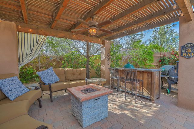 714 10th Street NE, Rio Rancho, NM 87124