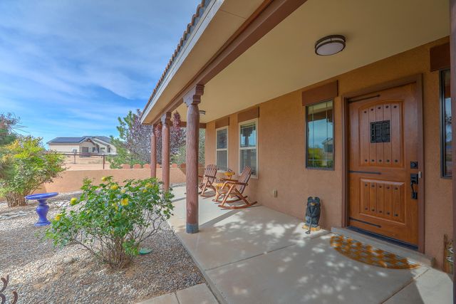 714 10th Street NE, Rio Rancho, NM 87124