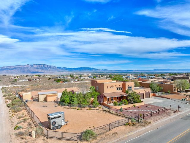 714 10th Street NE, Rio Rancho, NM 87124