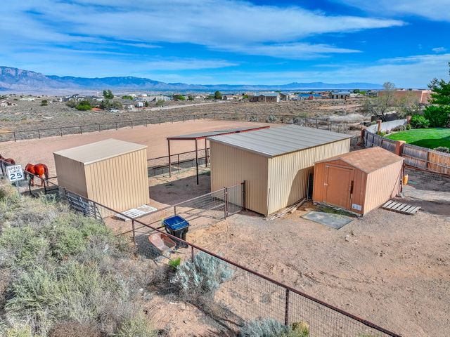 714 10th Street NE, Rio Rancho, NM 87124