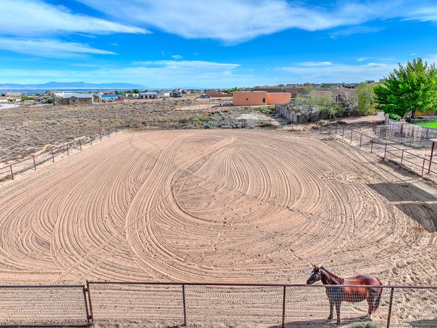 714 10th Street NE, Rio Rancho, NM 87124