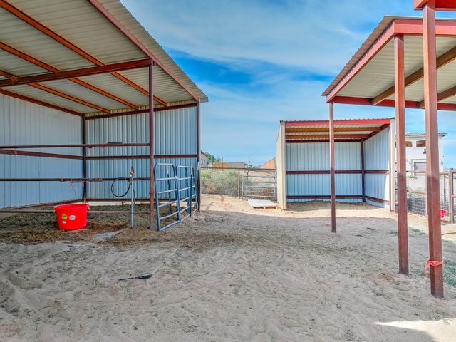714 10th Street NE, Rio Rancho, NM 87124