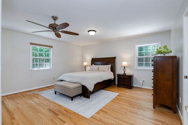 8606 BOUND BROOK LN, Alexandria, VA 22309