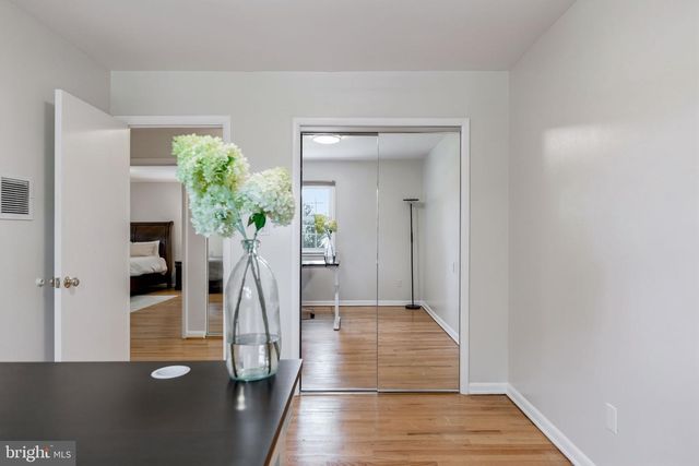 8606 BOUND BROOK LN, Alexandria, VA 22309