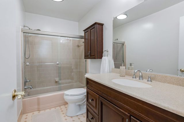 8606 BOUND BROOK LN, Alexandria, VA 22309