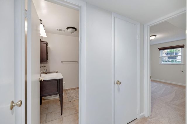 8606 BOUND BROOK LN, Alexandria, VA 22309