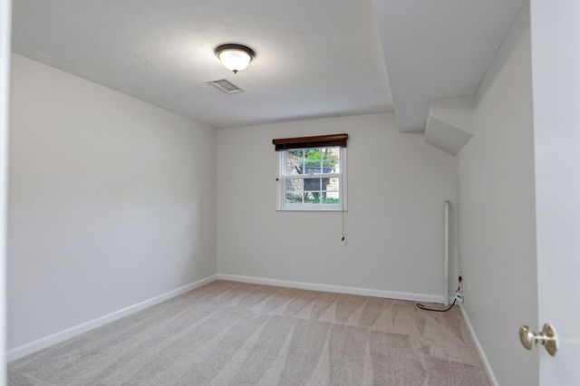 8606 BOUND BROOK LN, Alexandria, VA 22309