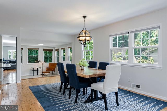 8606 BOUND BROOK LN, Alexandria, VA 22309