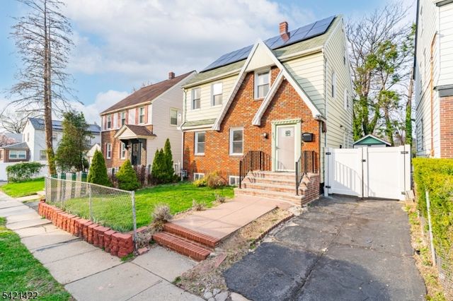 327 Field Pl, Hillside Twp., NJ 07205