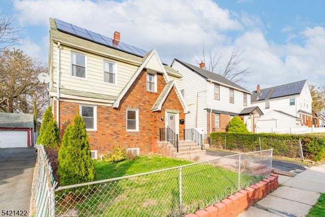 327 Field Pl, Hillside Twp., NJ 07205