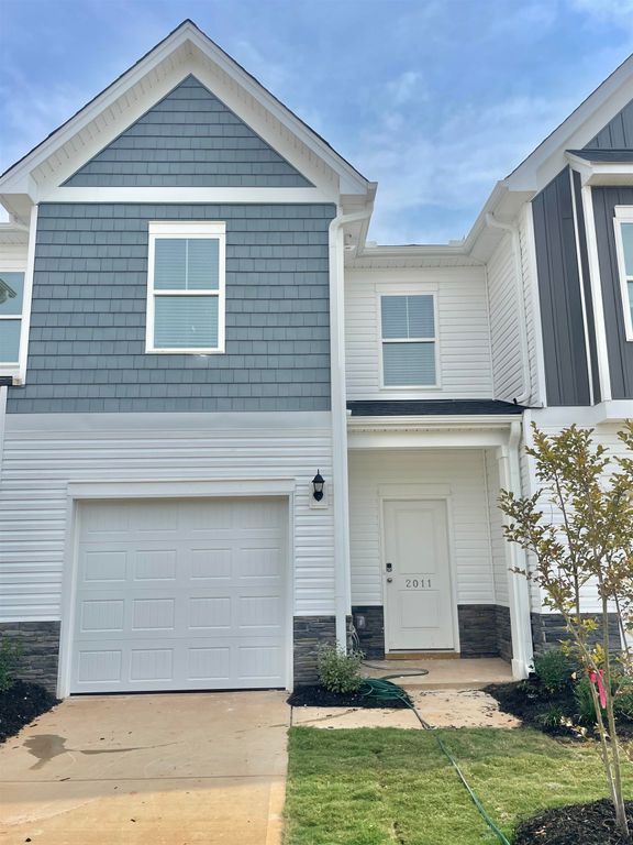 2038 Hillman Way, Roebuck, SC 29376