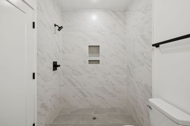 1112 Caldwell Ln, Nashville, TN 37204