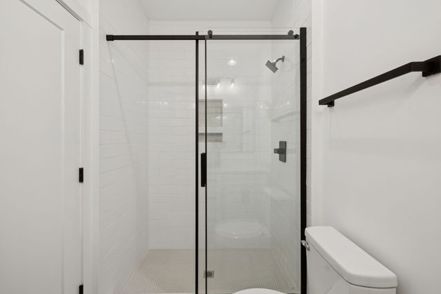 1112 Caldwell Ln, Nashville, TN 37204