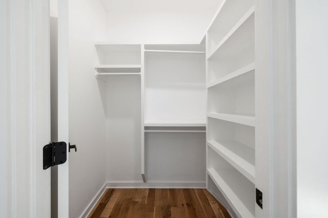 1112 Caldwell Ln, Nashville, TN 37204