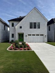 1112 Caldwell Ln, Nashville, TN 37204