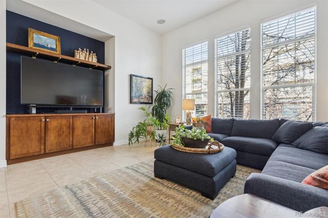 10130 Inverness Main Street, Englewood, CO 80112