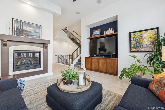 10130 Inverness Main Street, Englewood, CO 80112