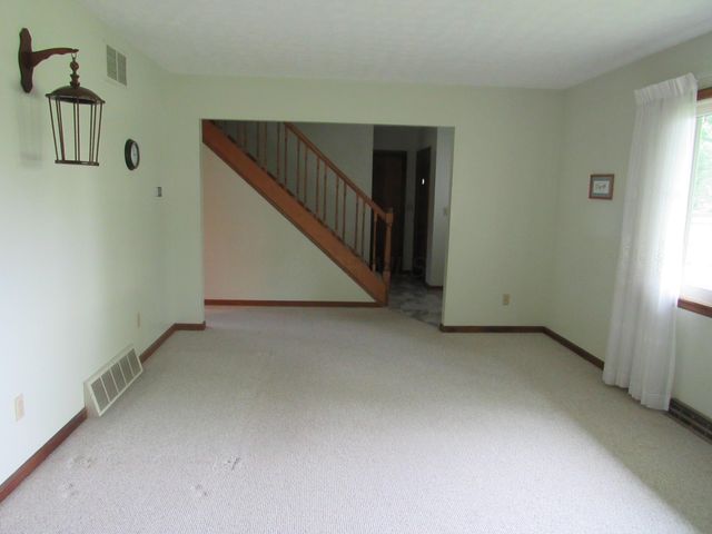 8080 Hagerty Road, Ashville, OH 43103
