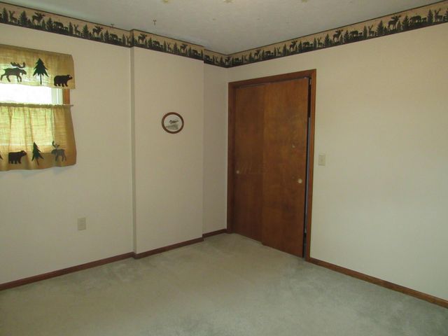 8080 Hagerty Road, Ashville, OH 43103