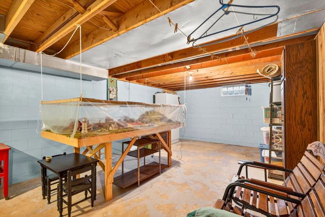8080 Hagerty Road, Ashville, OH 43103