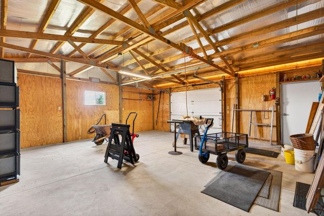 8080 Hagerty Road, Ashville, OH 43103