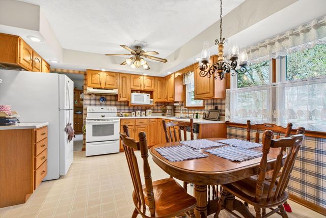 8080 Hagerty Road, Ashville, OH 43103