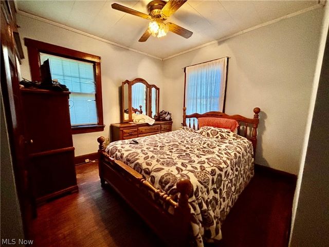 2806 3rd Street NE, Canton, OH 44704