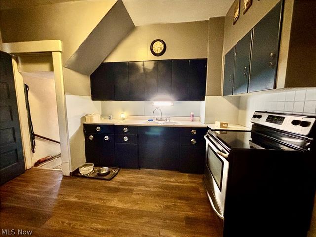 2806 3rd Street NE, Canton, OH 44704