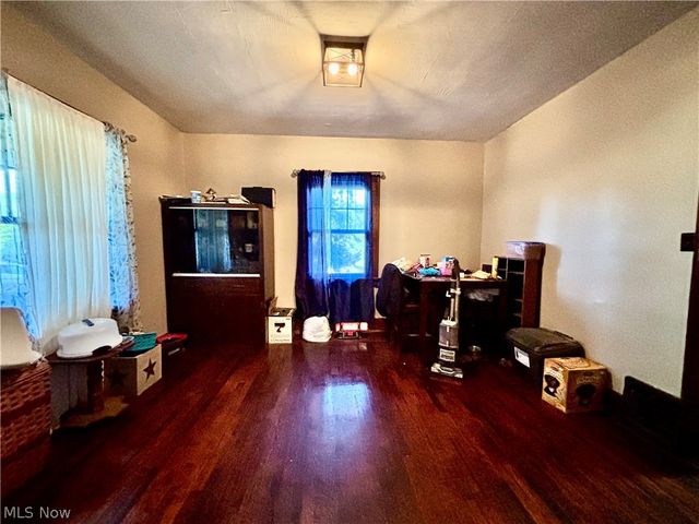 2806 3rd Street NE, Canton, OH 44704